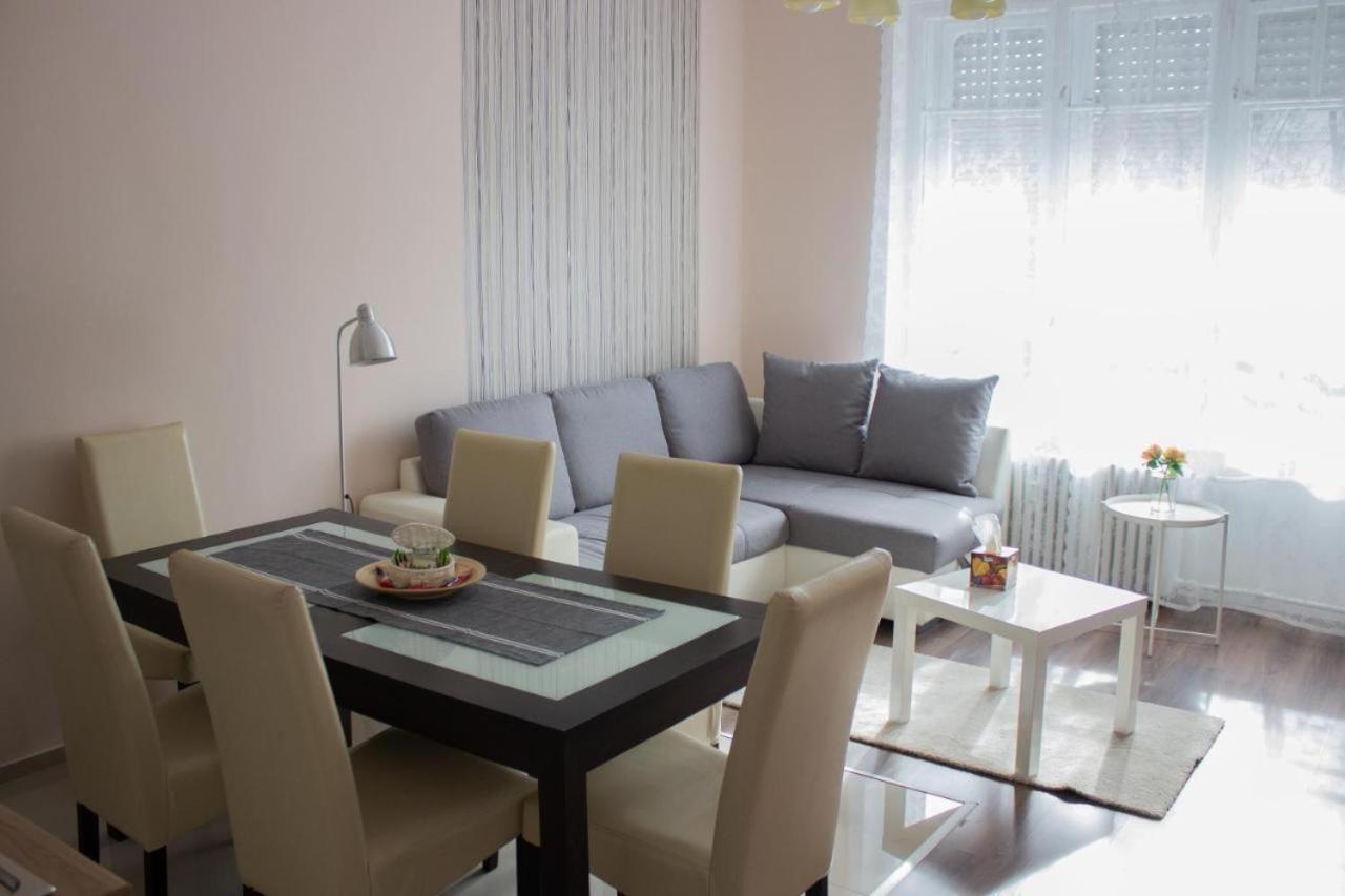 Broadway Apartments B3 ديبريتْسين المظهر الخارجي الصورة